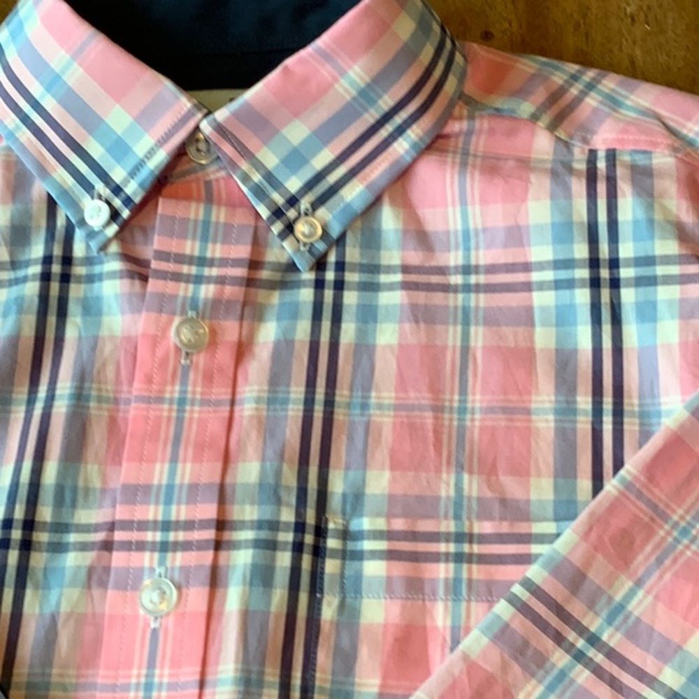 Dillard’s Class Club Plaid Button Down Shirt